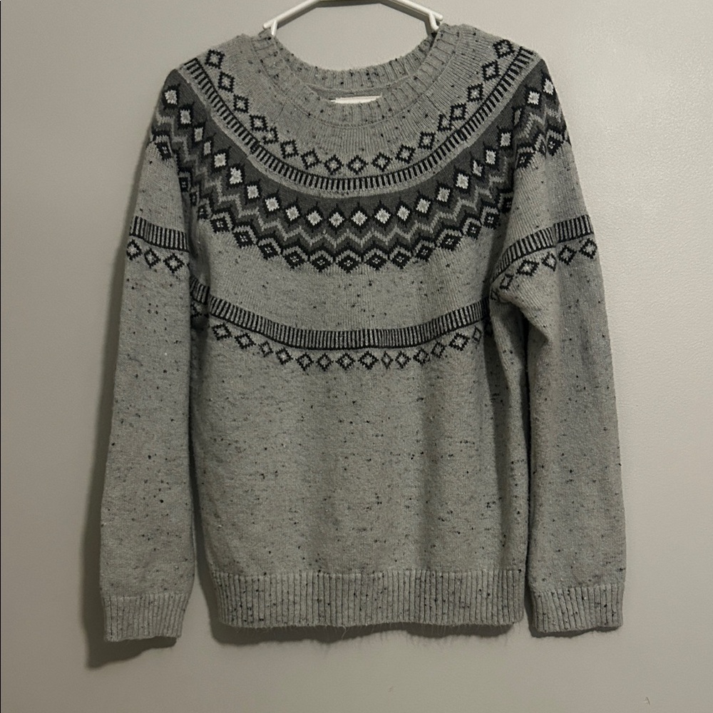 Elegant Gray Patterned Women's Crewneck Sweater